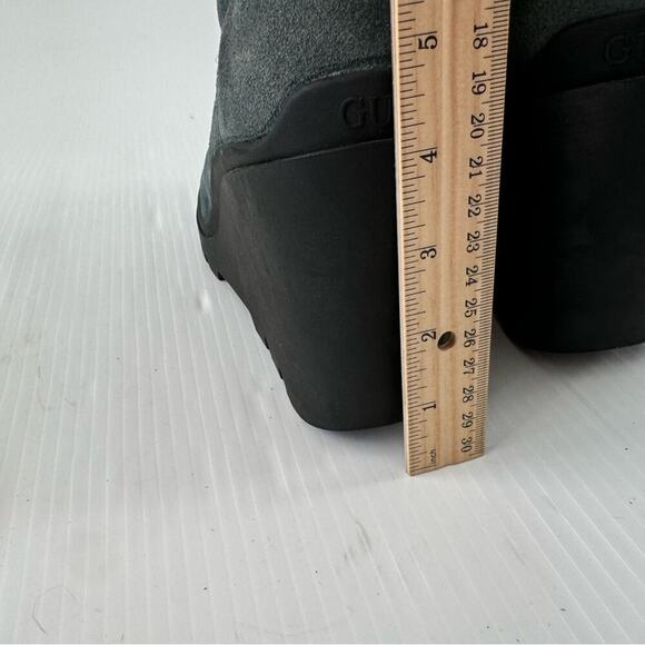 Guess Taanya lace up wedge boots blue leather upper with Sherpa upper size 8.5 - Picture 9 of 13